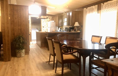 Beaufort House | Peaceful, Private Blast from the Past on Coosaw: Long Term Rental, 6 Month Min
