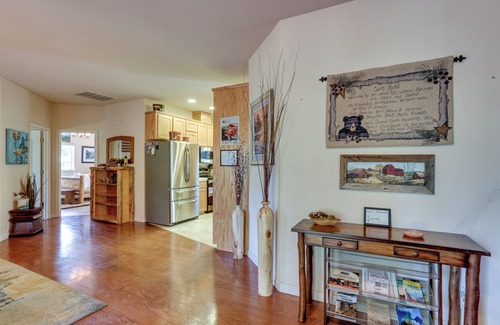 Mariposa Cabin | Peaceful + Private Mariposa Cabin on 2 Acres!