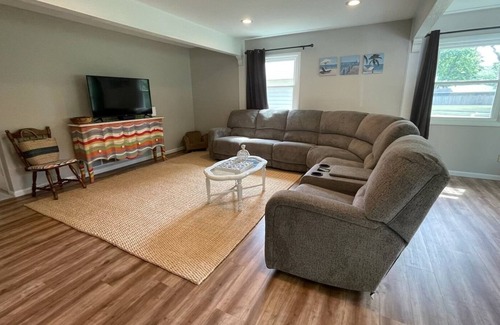 Stevensville House | Peaceful Ranch Retreat: Cul-de-Sac, Deck, Fenced Yard