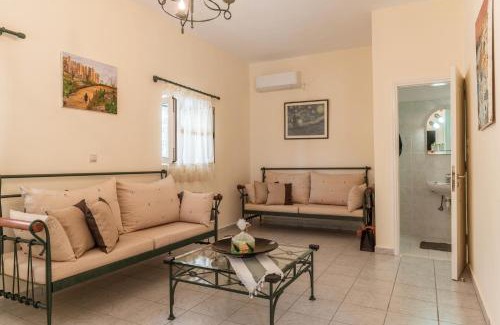 East Mani House | Peaceful Refuge In Mani 1