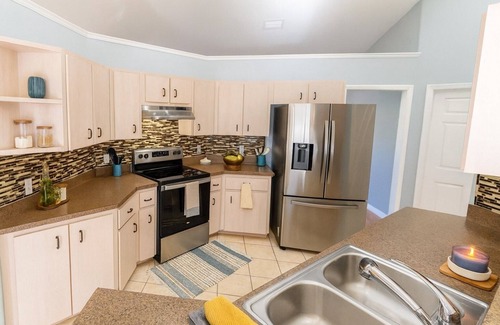 Ocala House | Peaceful, Relaxing & Quiet Home With A Private Fenced Yard In Ocala-Pet Friendly