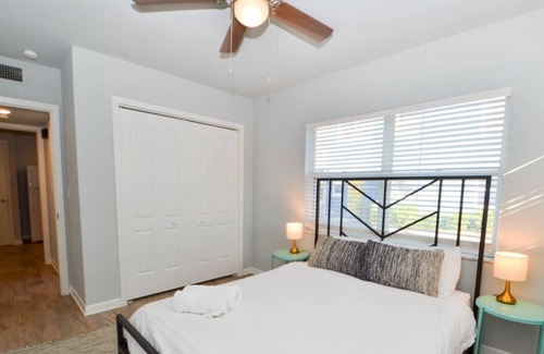Virginia Park Apartment | Peaceful Retreat 1BR in Tampa Virginia Park