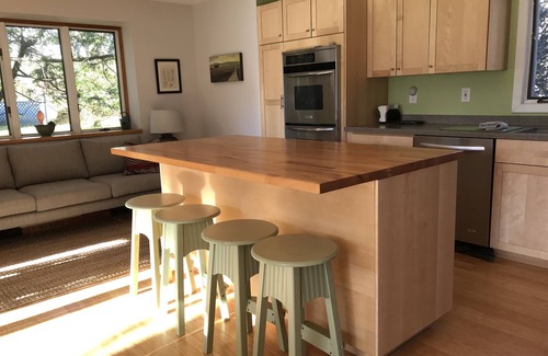 Sugar Hill House | Peaceful Retreat in White Mountains