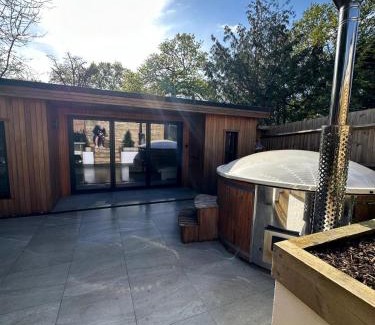 Hale Apartment | Peaceful retreat with hot tub and sauna