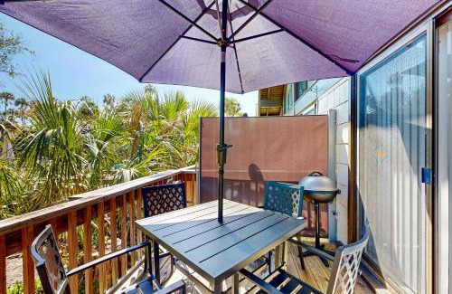 Crystal River Apartment | Peaceful River Bungalow