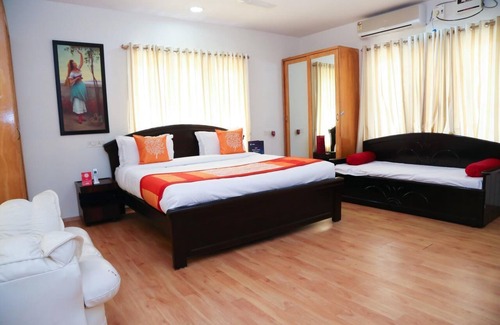 Tirupati Hotel | Peaceful Rooms Near Railway Station