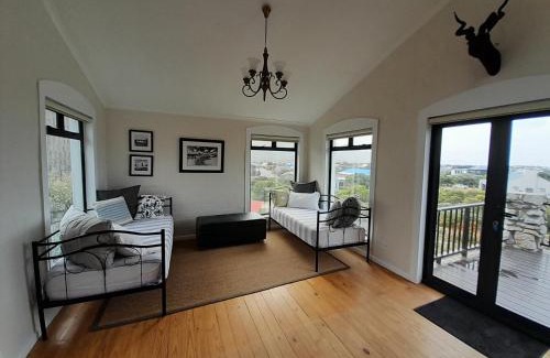 Betty's Bay Apartment | Peaceful Seaside Cottage, Betty's Bay Accommodation