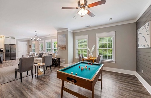 Acworth House | ~Peaceful & Serene~ Lake Nearby~ Lakepoint Close