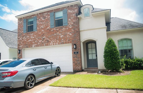 Shenandoah House | Peaceful & Spacious 4-bedroom Retreat