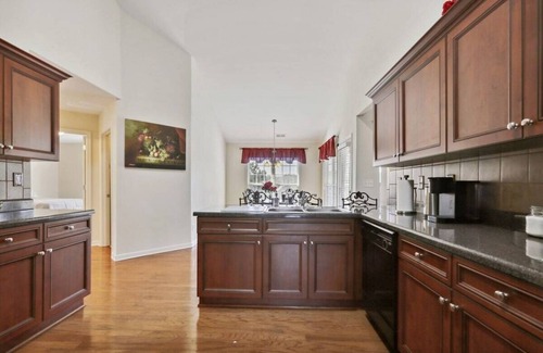 Loganville House | Peaceful Stay 3 Bed Home Shopping Restaurants