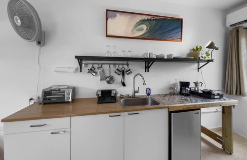 Membrillo Apartment | Peaceful Studio by the Ocean in Camuy