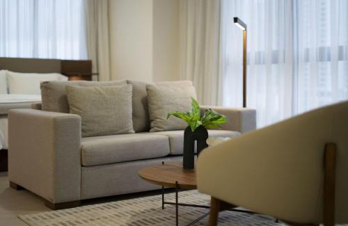 Costa del Este House | Peaceful Studio for Rent with Prime Park Views in Panama City