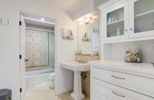 Wilshire Montana House | Peaceful, Stylish Home - Amazing Location!