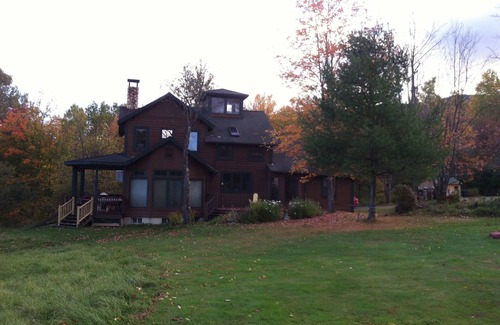Waterbury Center House | Peaceful Summer Escape- Waterbury Center!