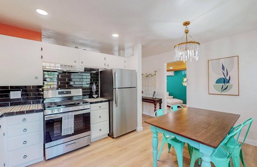 Los Poblanos House | Peaceful Sunflower Escape, 3bd w/hot tub, grill, and mountain views!