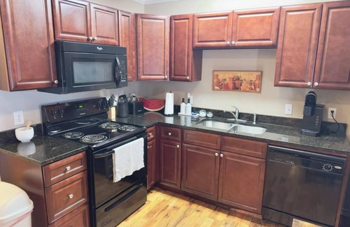 Guntersville House | Peaceful Townhouse Near Lake