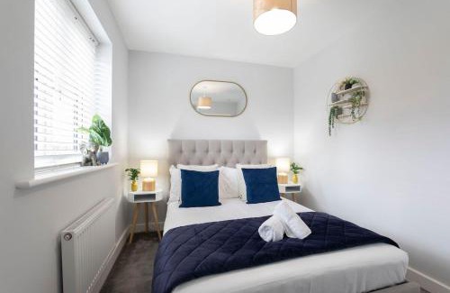 Cheltenham House | Peaceful Two Bedroom Two Bathroom Home