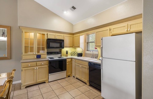 Branson West Condo | Peaceful Views and Sweet Dreams - Condo near Silver Dollar City