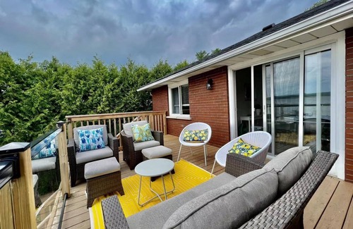 Victoria Harbour Cottage | Peaceful Waterfront Cottage on Georgian Bay