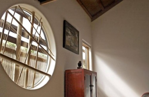 Inglenook Cottage | Peaceful Zen Jewel Sanctuary