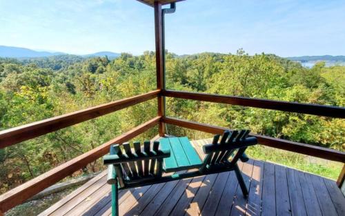 Dandridge Villa | Peacewood