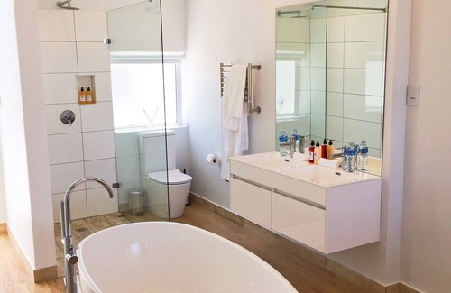 Bloubergstrand House | Peach on Beach Boutique Guesthouse