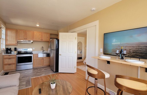 Medford Apartment | Peach Street Inn by WanderLodges