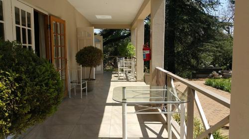Ladysmith Bed & Breakfast | Peaches & Cream Bed & Breakfast
