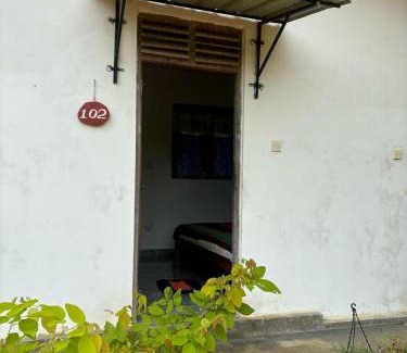 Dambulla House | Peacock village and family resort