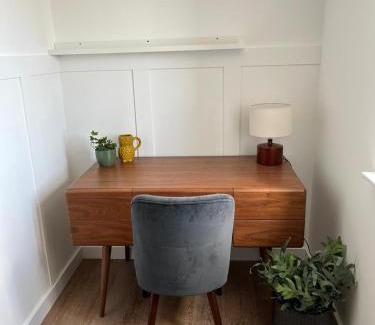 Leek Apartment | Peak Willow Apartments