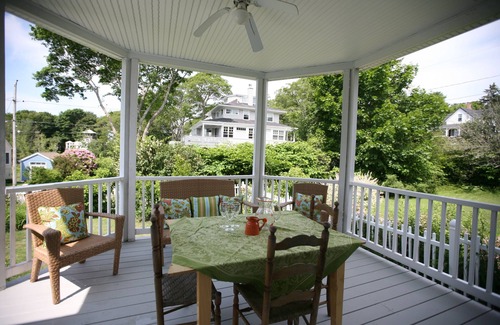 Peaks Island House | Peaks Island, easy to get to and harder to leave