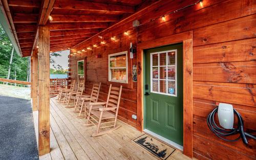 Pigeon Forge Villa | PeakView