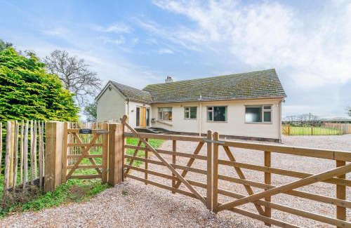 Pulverbatch House | Pear Tree Cottage