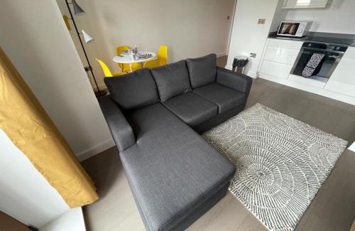 St Albans Apartment | Pearl Bay - One bedroom Luxury Apartment in St Albans