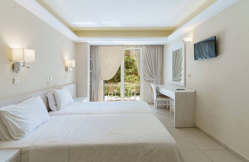 Rethymno Hotel | Pearl Beach Hotel