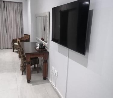 Kareeberg Apartment | Pearl Holiday homes