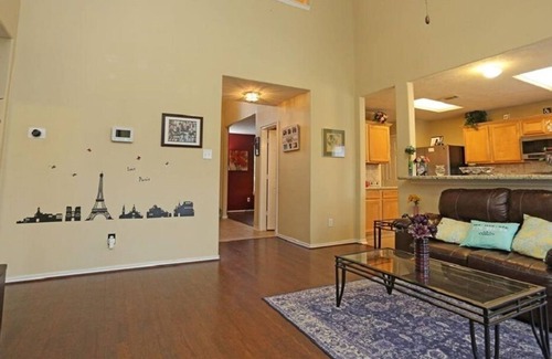 Pearland House | Pearl of Pearland - Minutes to Houston Downtown, Medical Center, NASA, Galveston