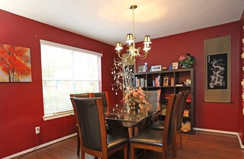 Pearland House | Pearl of Pearland - Minutes to Houston Downtown, Medical Center, NASA, Galveston