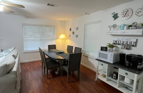 Bay St Louis Cottage | Pearl of Tranquility, 1 mile from beach and Old Town!