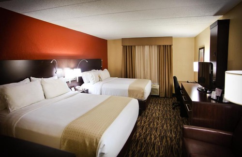 Historic Downtown La Crosse Hotel | Pearl Street Hotel