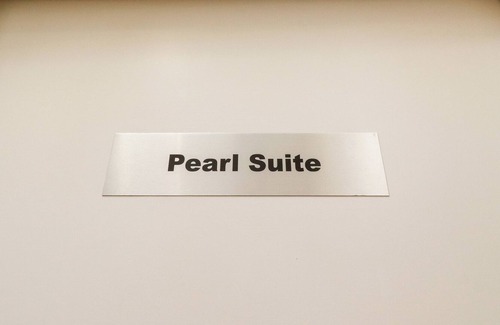 Bispham Apartment | PEARL SUITE, country holiday cottage in Bispham