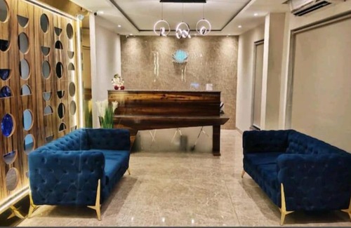 Zirakpur Hotel | pearlwood