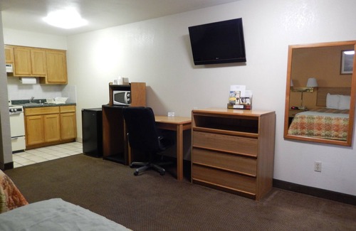 Pearsall Hotel | Pearsall Executive Inn