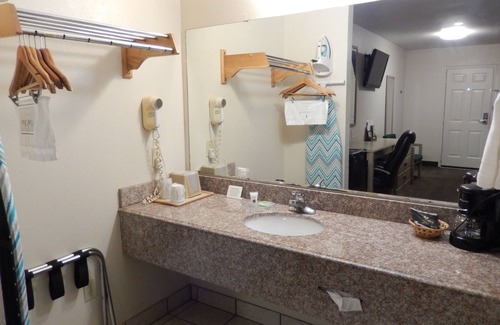 Pearsall Hotel | Pearsall Executive Inn