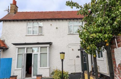 Skegness House | Peartree Cottage