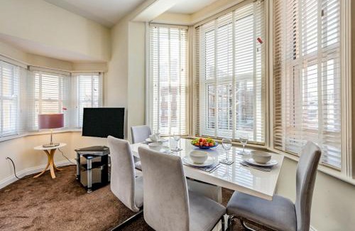 Bexhill-on-Sea Apartment | Pebble Beach - Bexhill on Sea