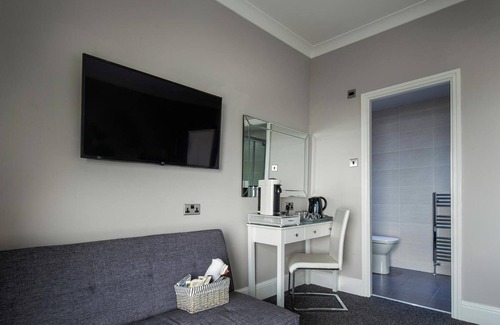 Llandudno Bed & Breakfast | Pebble House