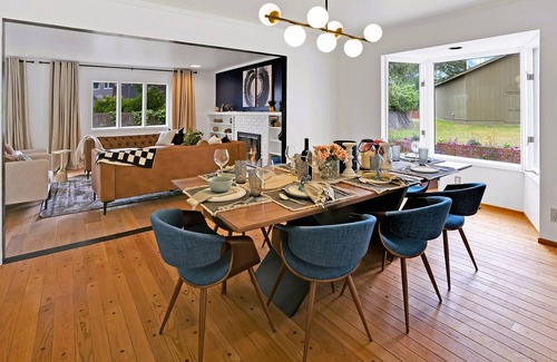 Del Monte Forest House | Pebble Modern home w Hot tub PL1