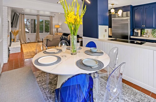 Del Monte Forest House | Pebble Modern home w Hot tub PL1