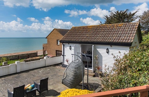 Folkestone Cabin | Pebbles by Bloom Stays - sleeps 2 with the most amazing sea views!